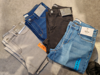 STREČ SKINNY ČERNÉ, 42