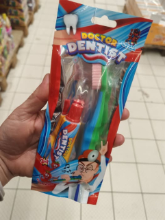 Cukrovinka s hračkou, ks