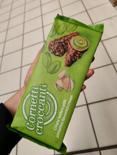 Pistaciove kornoutky, bal